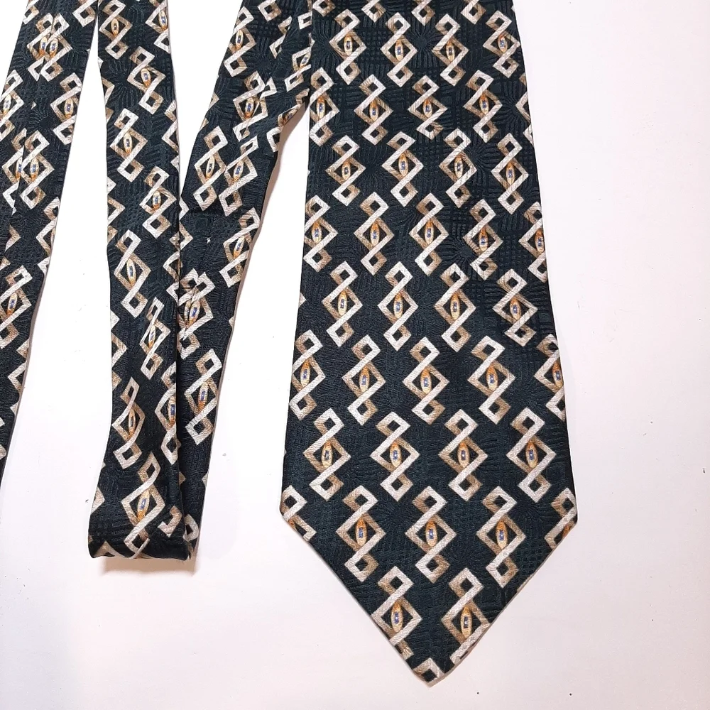 MADISON AVENUE Patterned Silk Tie Made In Canada Diamond Gold Green